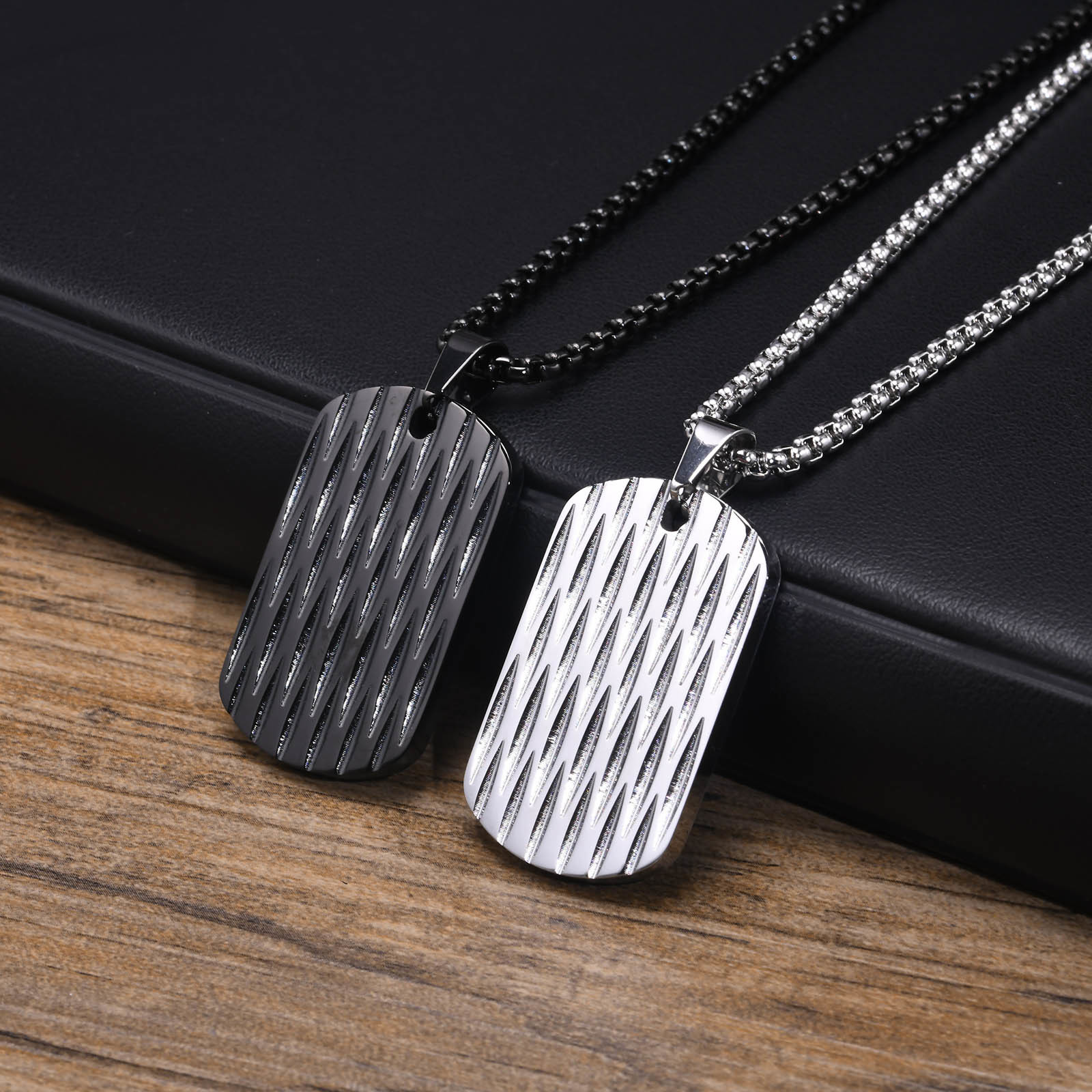 Mens Fashion In The 1920S - Mprainbow-Colliers imperméables en acier inoxydable pour